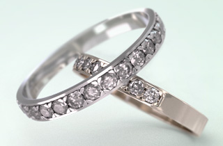 エタニティデザインの婚約指輪
