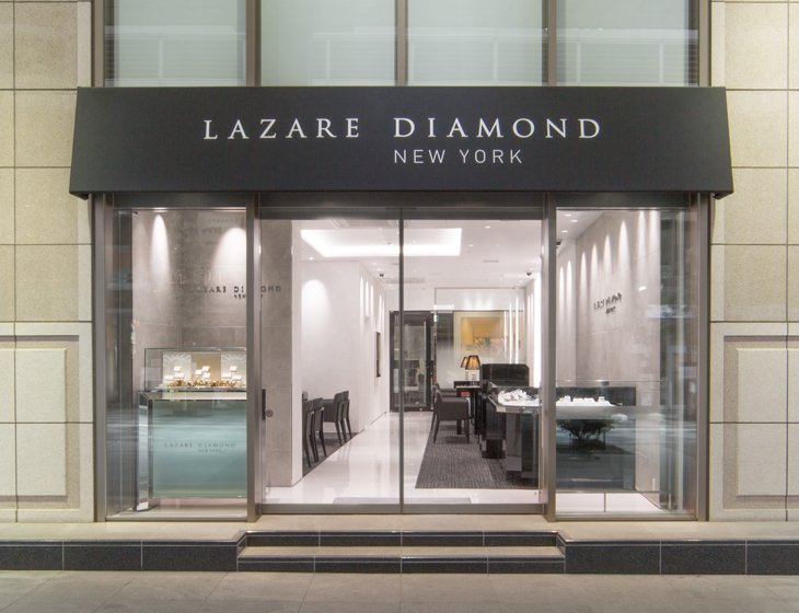 LAZARE DIAMOND仙台店の正面写真